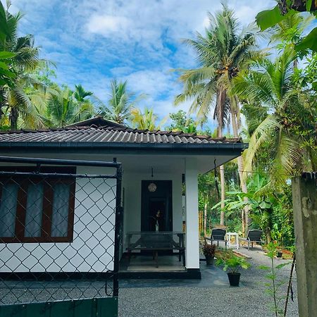 White Heaven Villa Unawatuna Exterior photo