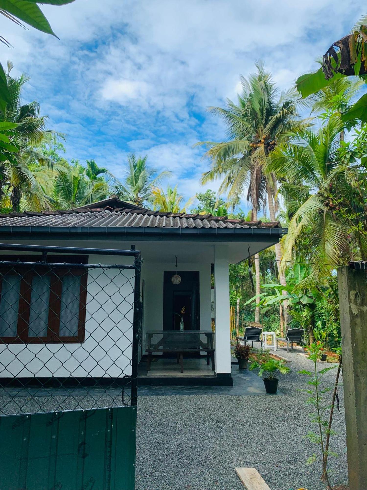 White Heaven Villa Unawatuna Exterior photo